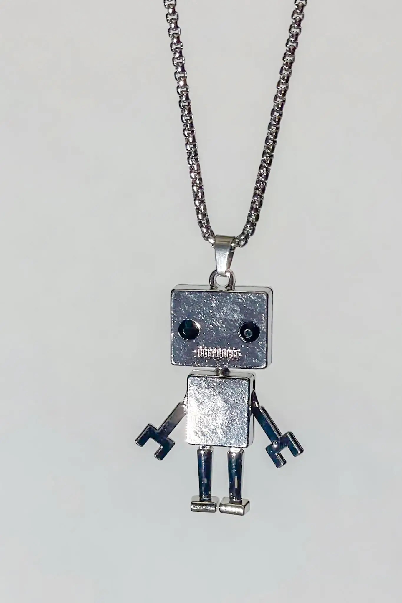 Techno Rave RoboHead SilverChain: Silberkette mit Robo Anhänger