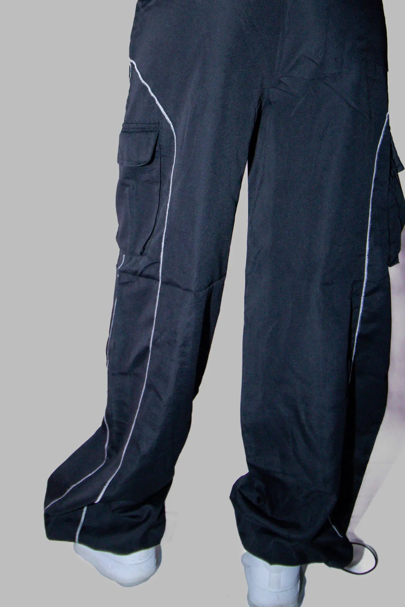 Go Cargo Baggy Pants: Schwarze Rave Cargohose