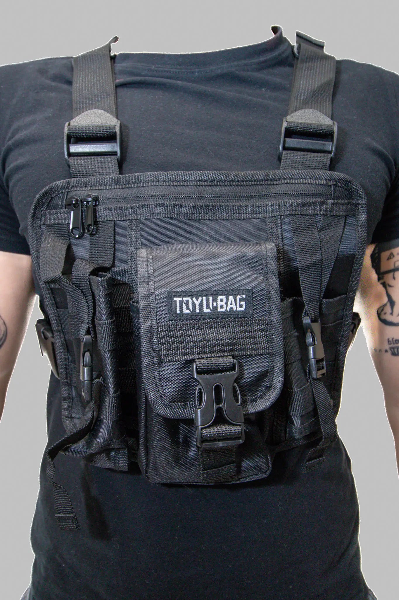 Urban Tactical Toyu Bag: Schwarze Bulletproof-Style Weste