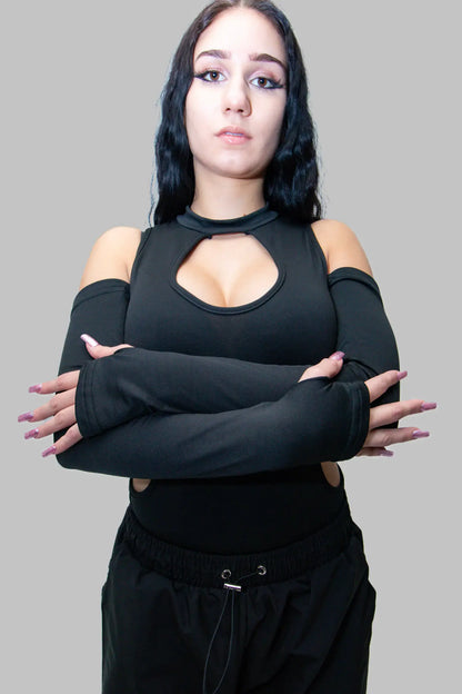 Cutout Bodysuit: Schwarzer Rave Bodysuit Bild von vorne Handschuhe Langarm